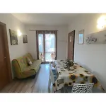 Antares Trilocale